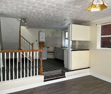2 bedroom house to rent - Photo 2