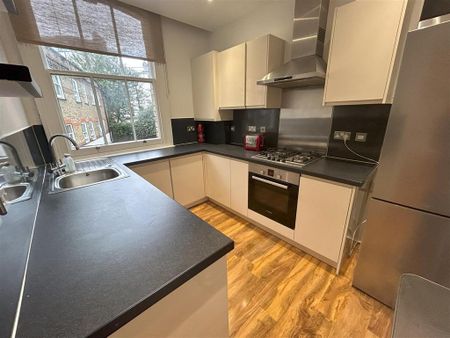 2 bedroom flat to rent - Photo 5