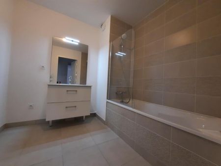 Appartement T2 à louer Bruz - 49 m² - Photo 3