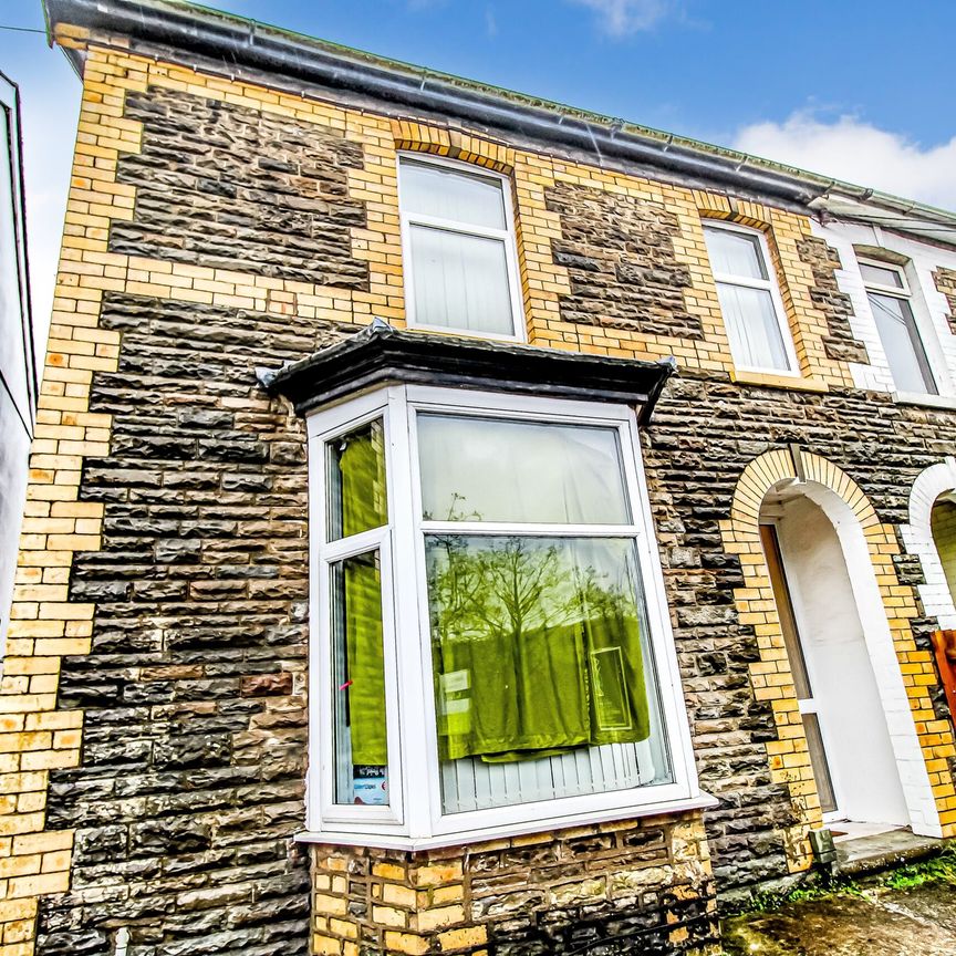 Llantwit Road, Treforest, Pontypridd - Photo 1