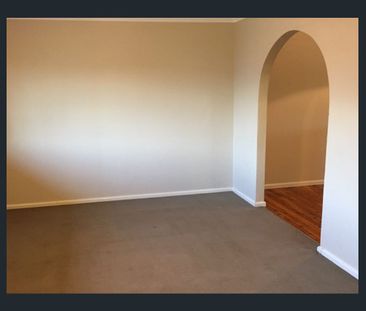 Four Bedroom Home In South Tamworth - Photo 5