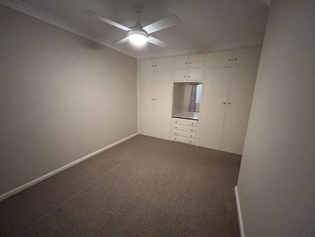 5/36 Baird Crescent, TAMWORTH NSW 2340 - Photo 3