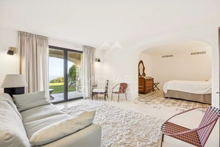 Proche Saint-Paul-de-Vence – Villa d’exception à Vence avec vue panoramique mer et collines – 5 chambres - Photo 3