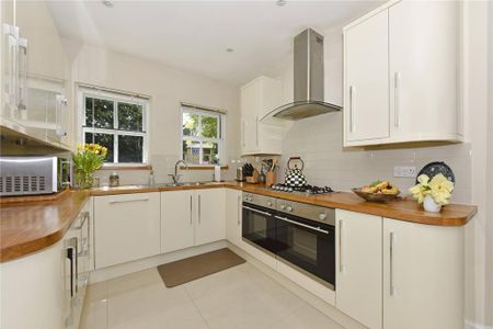 5 bedroom detached house to rent - Photo 5