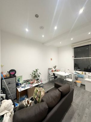 2 Bed Flat, Marlborough Road, N19 - Photo 1