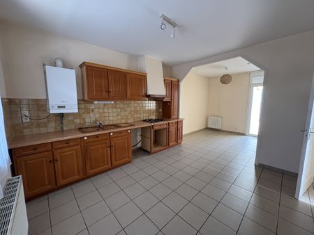 Location Maison 4 pièces 80m² AGEN 47000 - Photo 5