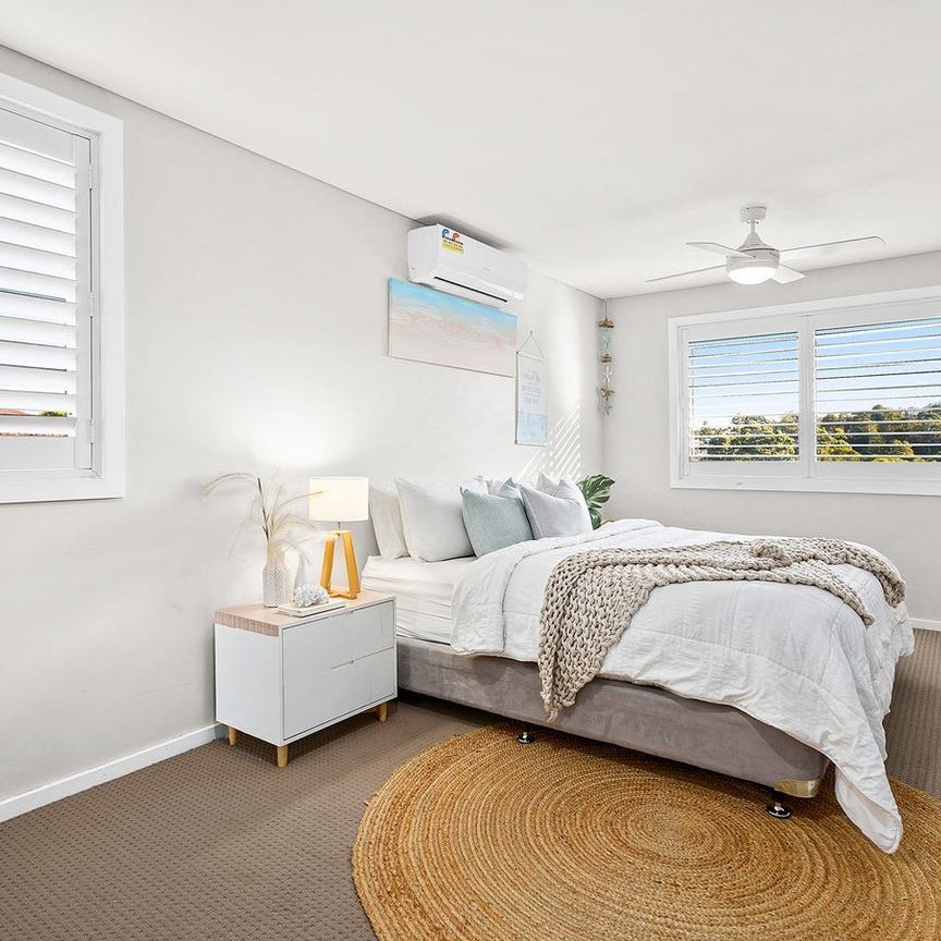 29 Stanleigh Crescent, West Wollongong NSW 2500, West Wollongong - Photo 1