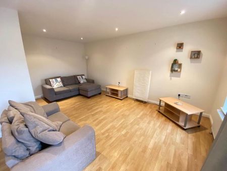 36 Ashley Courtyard, Belfast, BT9 7JS - Photo 2