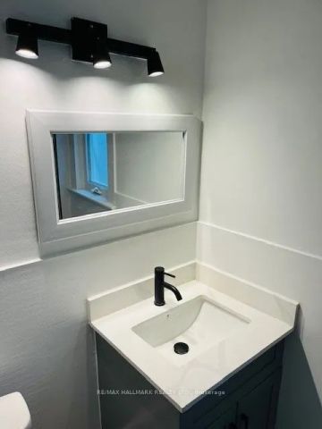 2961 Lakeshore Boulevard W #4 - Photo 5