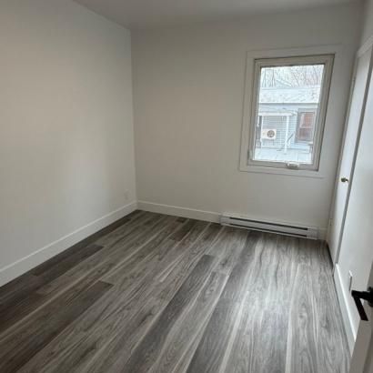 Appartement à louer - Laval (Laval-des-Rapides) - Photo 1