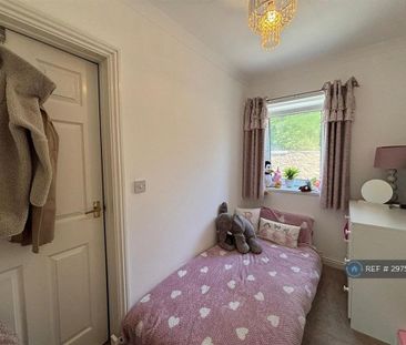 2 bedroom terraced house to rent - Photo 6