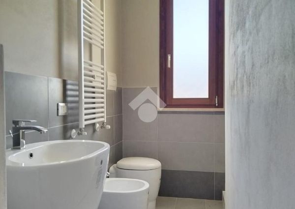 Porzione di bifamiliare in affitto