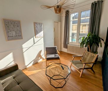 Location Appartement 4 pièces 79m² TOURS 37000 - Photo 2
