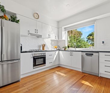 10 Balcombe Street, Mornington VIC 3931 - House For Rent | Domain - Photo 5