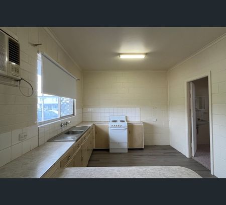 B/465 Beryl Street, Broken Hill, NSW 2880 - Photo 5