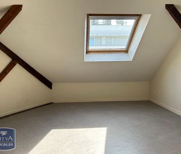 Location Appartement 4 pièces 95m² ST NAZAIRE 44600 - Photo 2