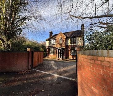 Boythorpe, Walsall Road, Lichfield, WS13, Property for rent - Photo 1