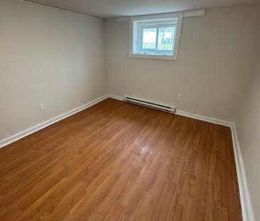 75 Sheffield Court, Unit B - Photo 5