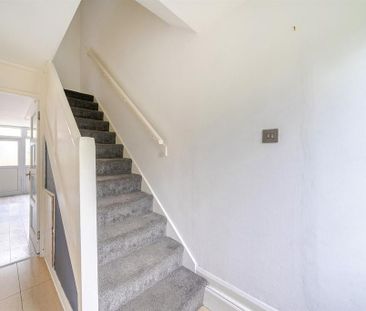 3 bedroom terraced house to rent - Photo 6