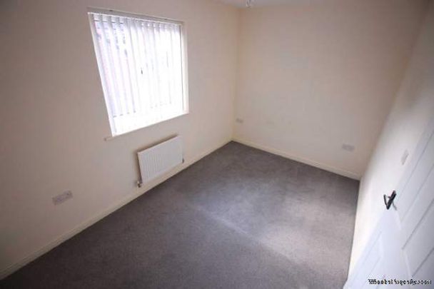 2 bedroom property to rent in Wolverhampton - Photo 1