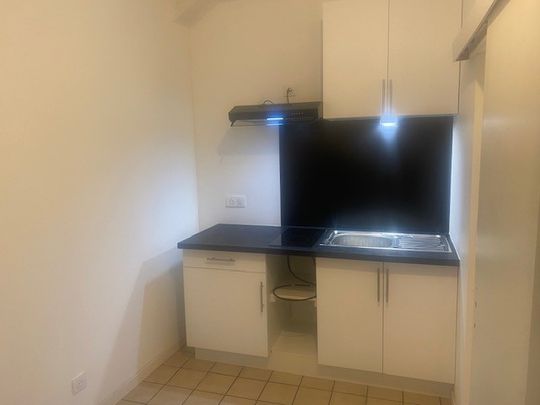 Location Appartement 1 pièce 25m² MONTREVEL EN BRESSE 01340 - Photo 1