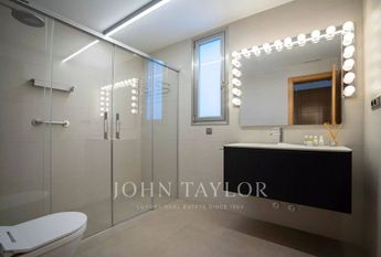 Luxury Villa for rent in Cap Martinet, Spain