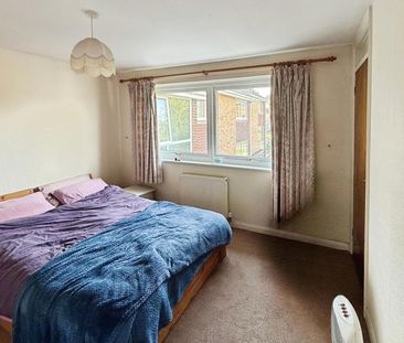 2 bedroom maisonette to rent Highcliffe, Christchurch, BH23 - Photo 1