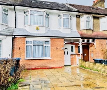 Princes Avenue N13 6HH, Property for rent - Photo 2