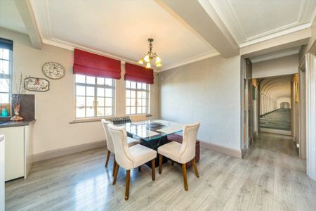 Finchley Road, Finchley Road, NW3 - Photo 2