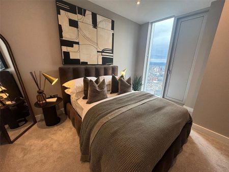 3 bedroom penthouse to rent - Photo 2