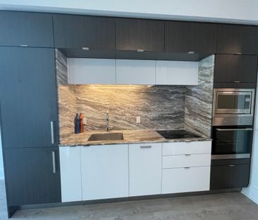 For Lease - 1 Edgewater Drive Unit# Ph20, Toronto, Ontario - Photo 4