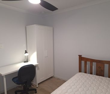 Gosnells - Photo 4
