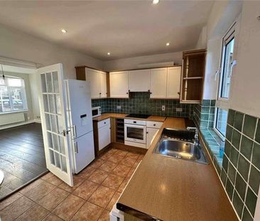 Hilliard Road, Northwood, HA6 - Photo 5