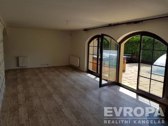 Pronájem domu 250 m2 - Photo 1