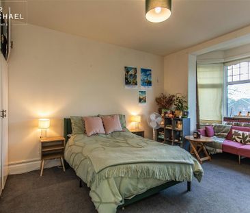 1 bedroom in a house share to rent - Photo 4