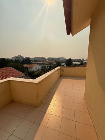 Apartamento em Santa Maria Adelaide - Corvo, Arcozelo - Photo 4
