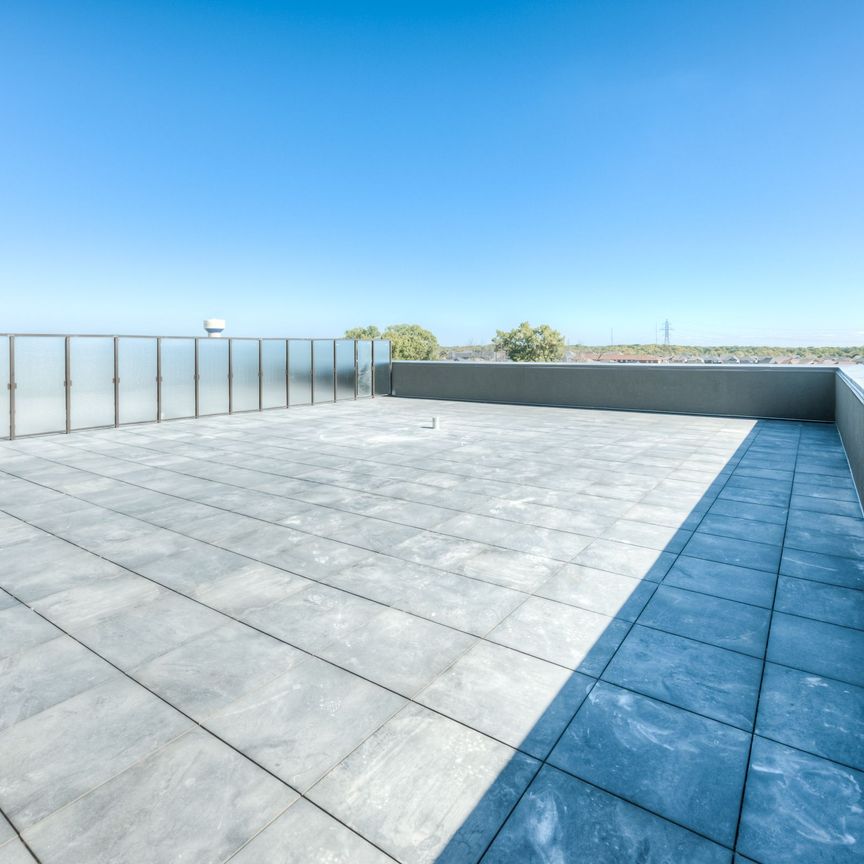 For Lease - 450 DUNDAS Street Unit# 521, Hamilton, Ontario - Photo 1