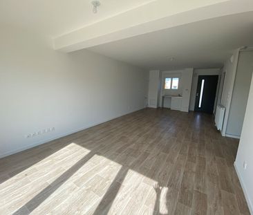 Location d'un appartement T3 (64 m²) à FLEURY SUR ORNE - Photo 3
