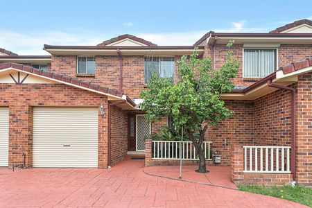 2/2 Northview Terrace, Figtree NSW 2525 - House For Rent | Domain - Photo 5