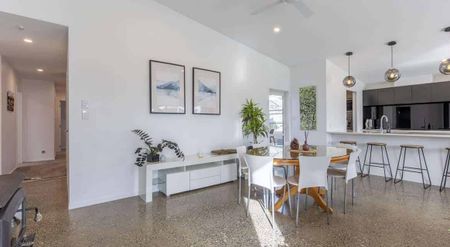 Stunning Motuoapa Living! - Photo 3