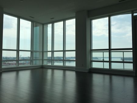 For Lease - 55 Merchants' Wharf Street Unit# 1022, Toronto, Ontario - Photo 2