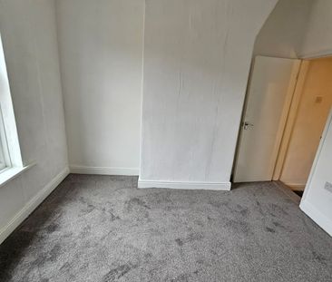 2 Bed Terraced House, Ventnor Street, M6 - Photo 6