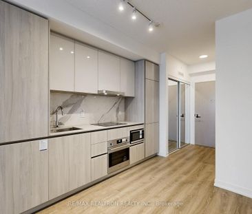 For Lease - 8 Interchange Way Unit# 2810, Vaughan, Ontario - Photo 5