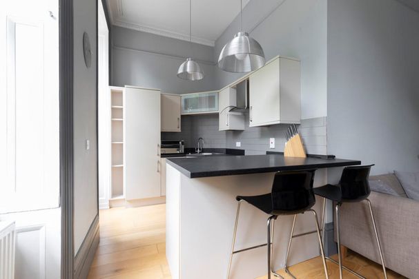 22 Lansdown Place, CHELTENHAM GL502HX - Photo 1
