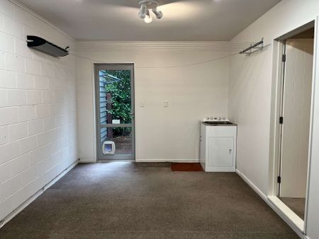 3 Bedroom Townhouse in the Heart of Riccarton - Photo 5