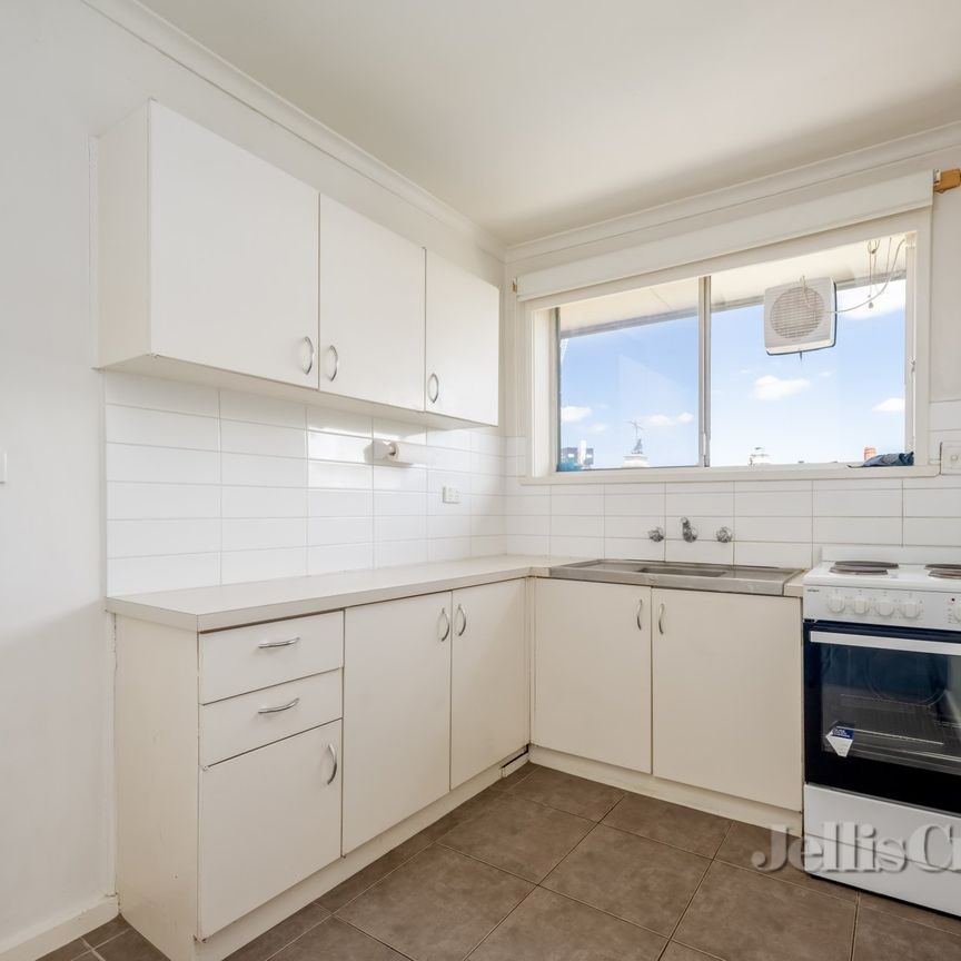 12/15 Mckinley Avenue, Malvern - Photo 1