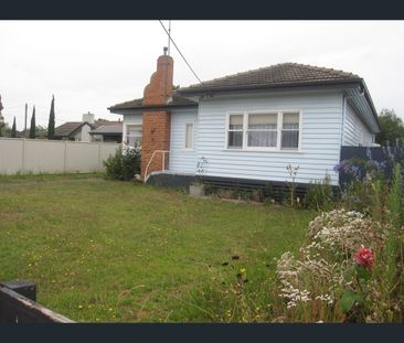 1 Roger Street, Morwell, Vic 3840 - Photo 2