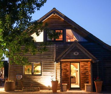 3 bedroom barn to rent - Photo 1