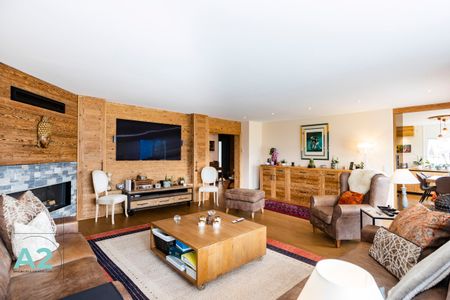 CHALET DE STANDING DE 9 PIÈCES AVEC PISCINE EXTÉRIEUR ET JACUZZI - Photo 4