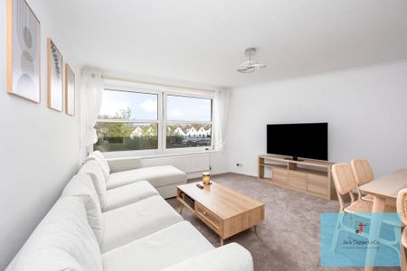 2 bedroom flat to rent - Photo 4
